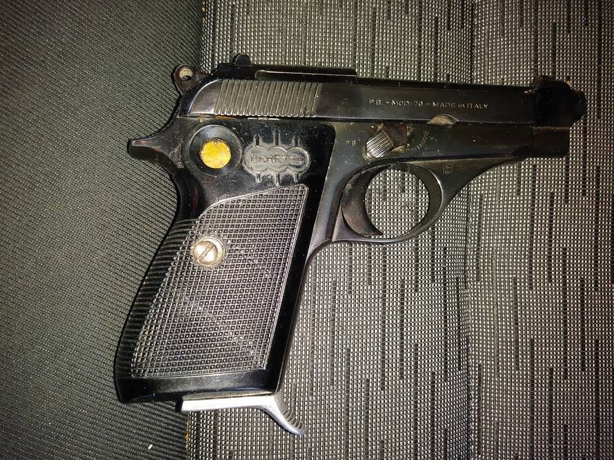 'Bjelovarski Rambo' je u vreći brašna skrivao - kalašnjikov!