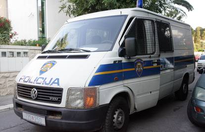 Uhitili državljanina Srbije jer je u kombiju švercao osam ljudi
