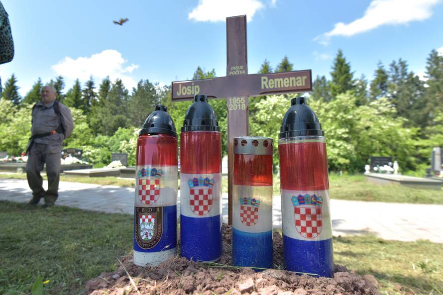 Sramota: Ovako su u Udbini pokopali hrvatskog branitelja