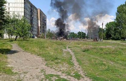 U  napadu na Harkiv ozlijeđeno na desetke ljudi, uključujući 12 djece. Oštećeno više zgrada