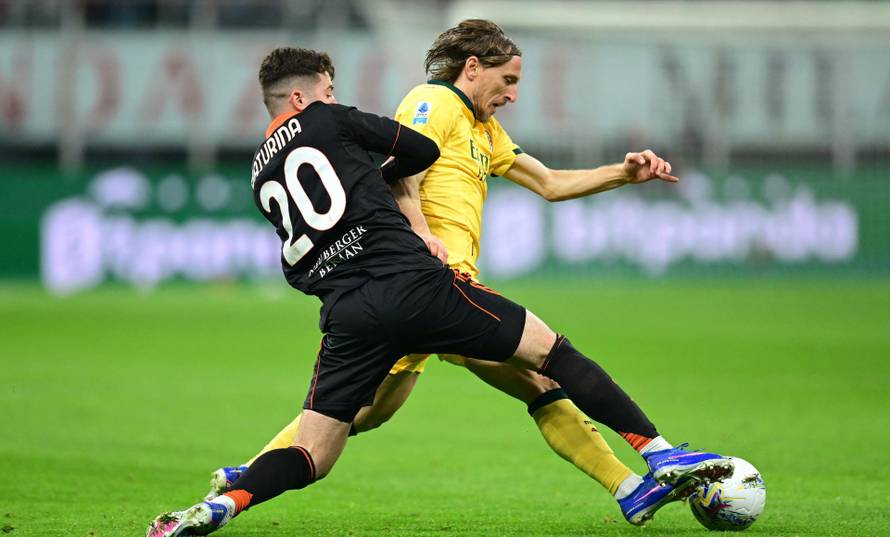 Serie A - AC Milan v Como