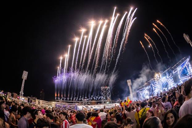 Split - Treca Vecer Ultra Festivala. Vatromet.