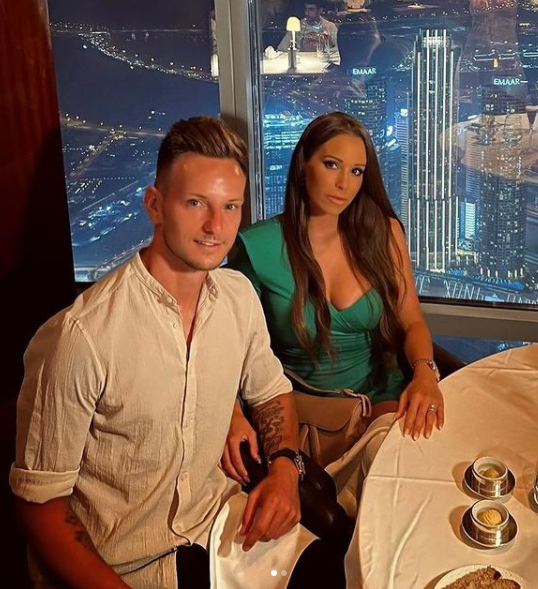 Ivan Rakitić i Raquel u Dubaiju proslavili osmu godišnjicu braka