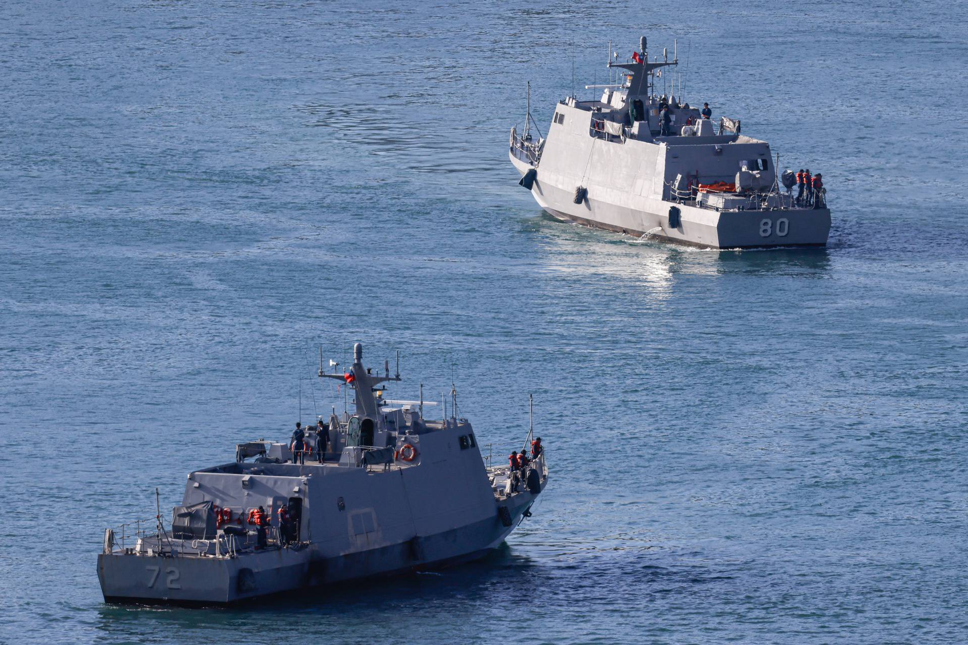 Taiwanese navy Kuang Hua VI-class missile boats move within the harbour of Keelung