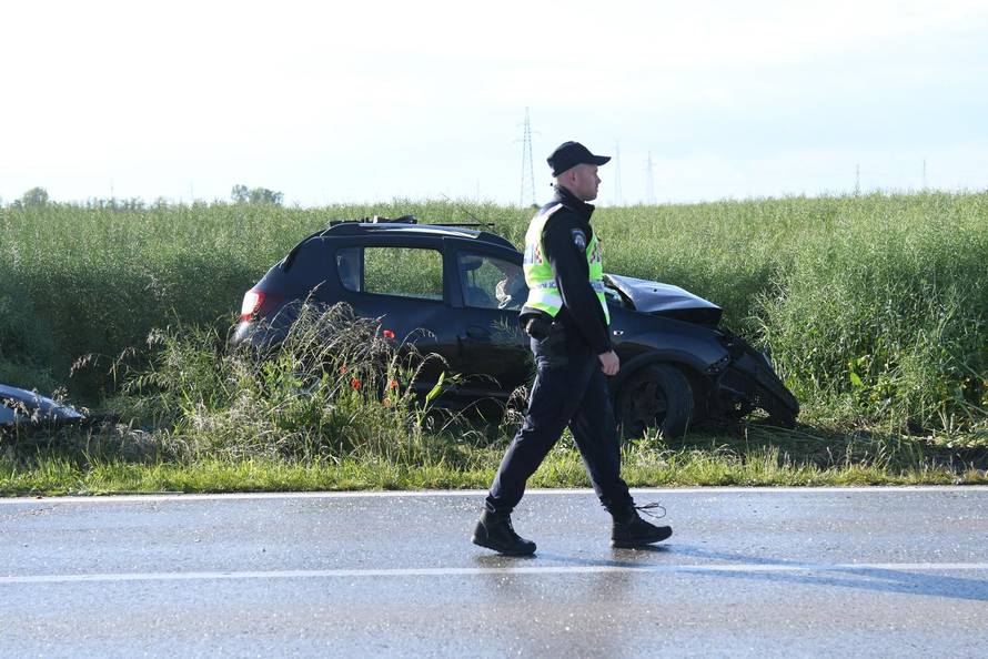 U Peterancu četiri osobe ozlijeđene u sudaru dva automobila