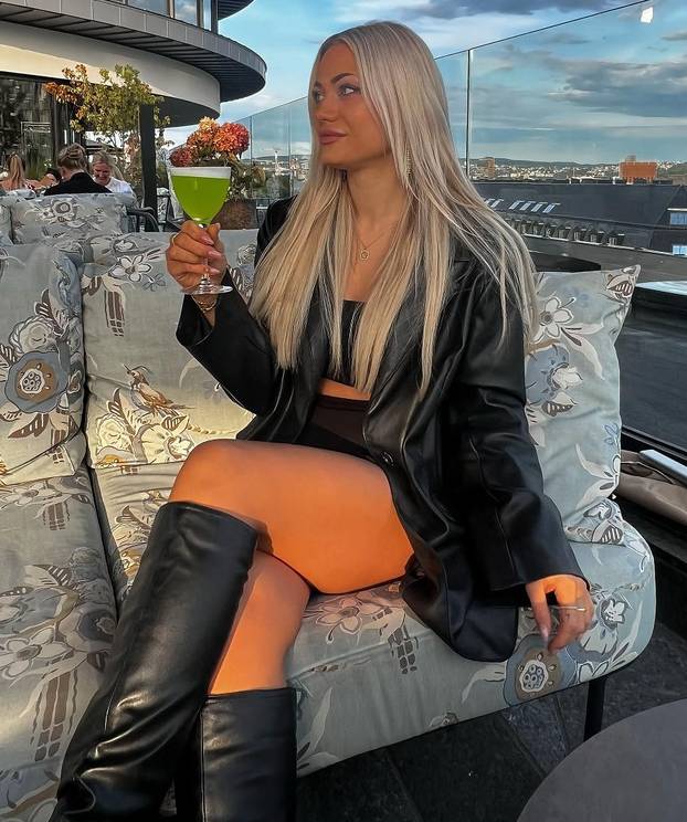 EXCLUSIVE: Female blue collar worker hits back at people who say she 'can't have pretty nails' – while fending off marriage offers from men who love her skills