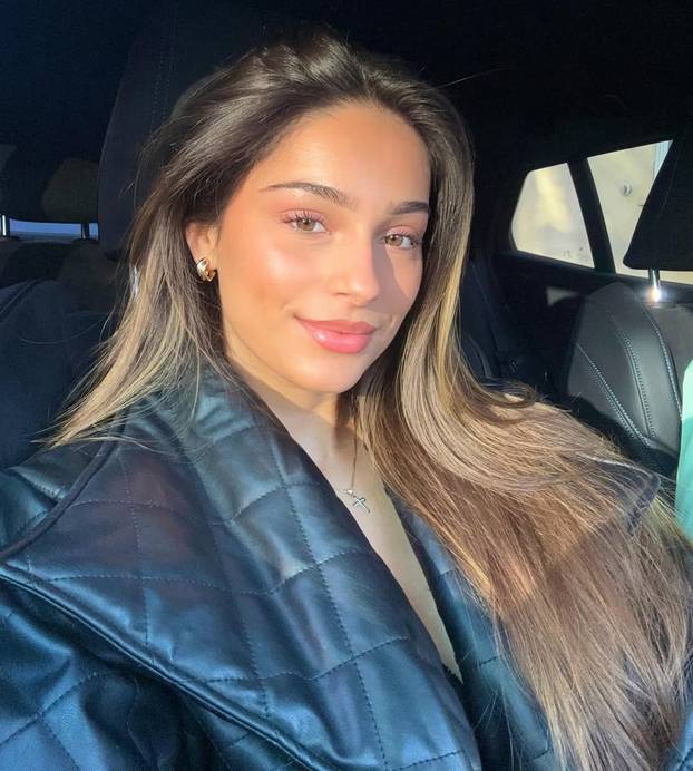 FOTO Julia je osvojila srce hit dinamovca. Godinama su skupa