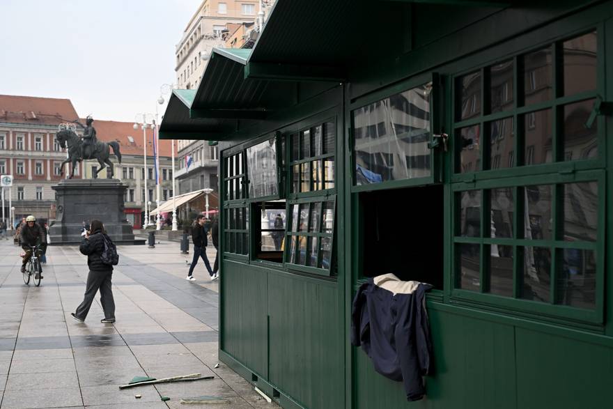 Zagreb: Kućice na glavnom gradskom trgu
