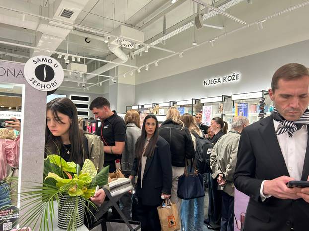 FOTO/VIDEO Sephora u Zagrebu otvorila vrata! Natasha Denona šminkala Zagrepčanke