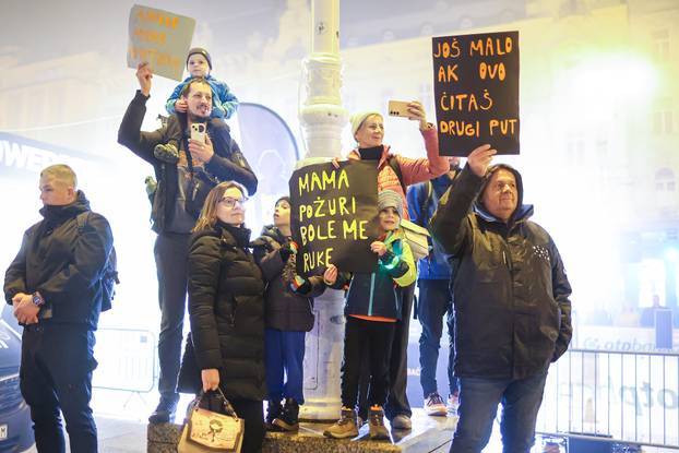 Održan 14. Zagreba?ki no?ni cener na kojem je sudjelovalo oko 3000 trka?a