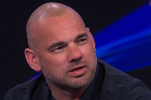 Sneijder: Utakmicu Arsenala i Atletica trebalo je prekinuti u 35. minuti i igra&ccaron;e poslati ku&cacute;i