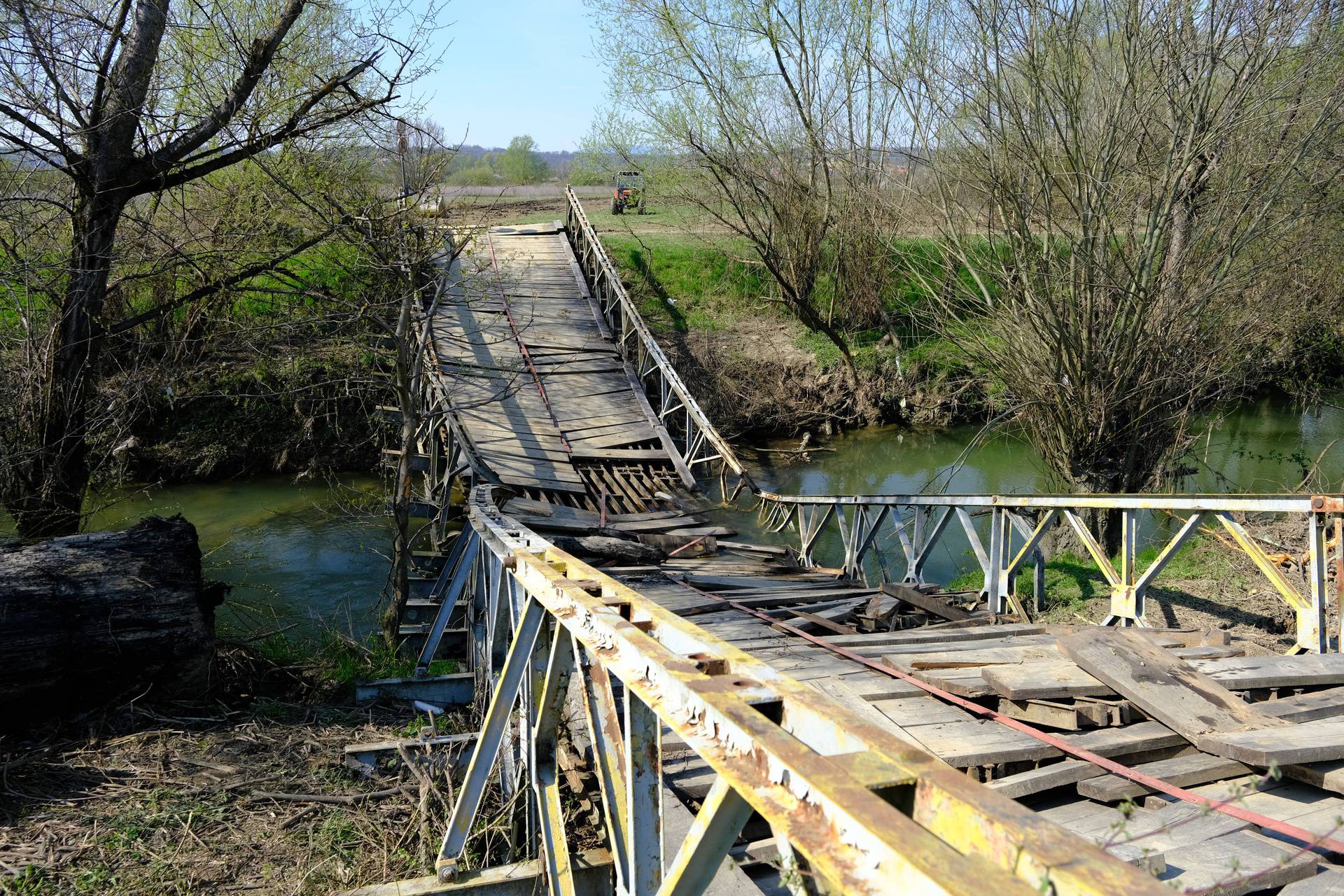 Urušio se pontonski most između Selnice i Poznanovca