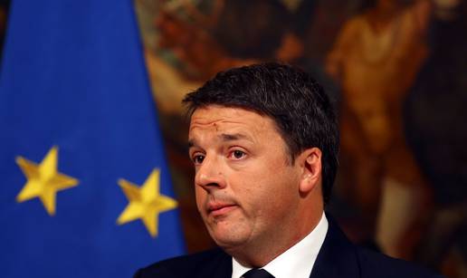 Nakon propasti referenduma: Matteo Renzi podnio ostavku