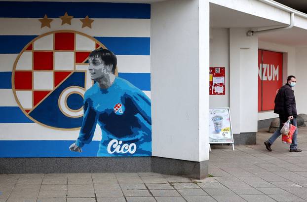 Zagreb: Na zgradi Zlatka Kranjčara osvanuo novi grafit