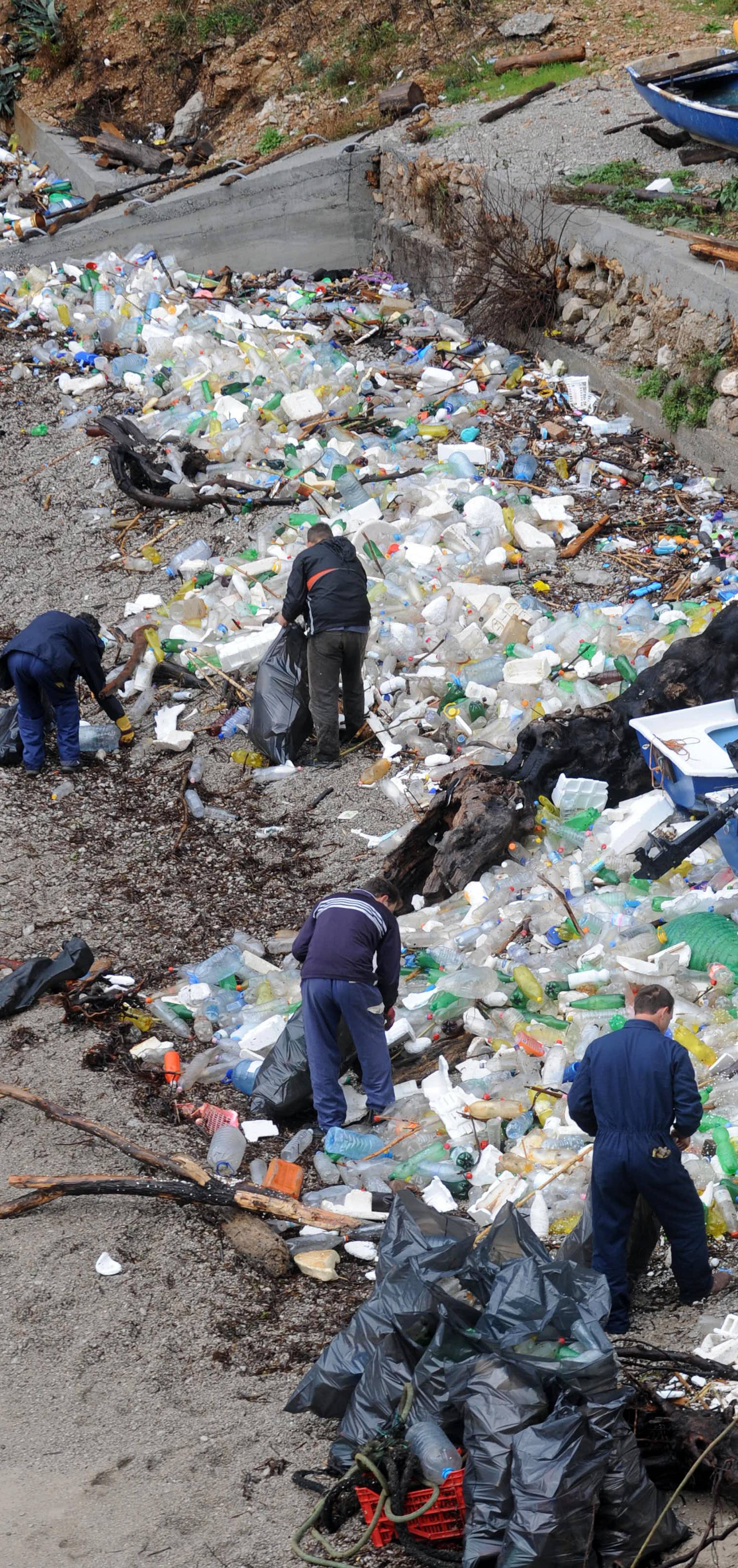 Naše plaže prije i poslije jakog juga: Guše se u smeću i plastici