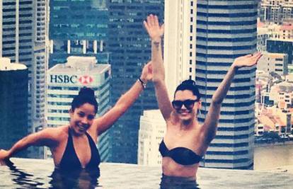 Jessie J pozirala u bazenu na vrhu nebodera: Život na rubu
