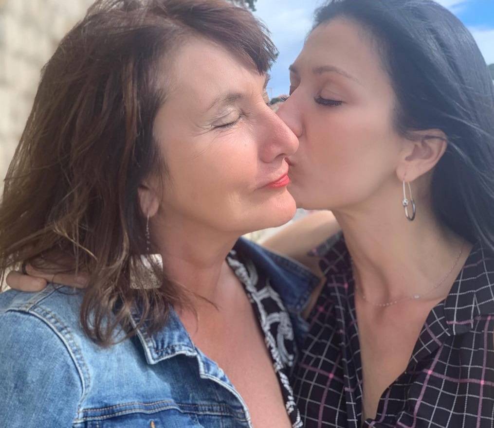 Ana Rucner raznježila fotkama s mamom: 'Hvala ti za svu ljubav'