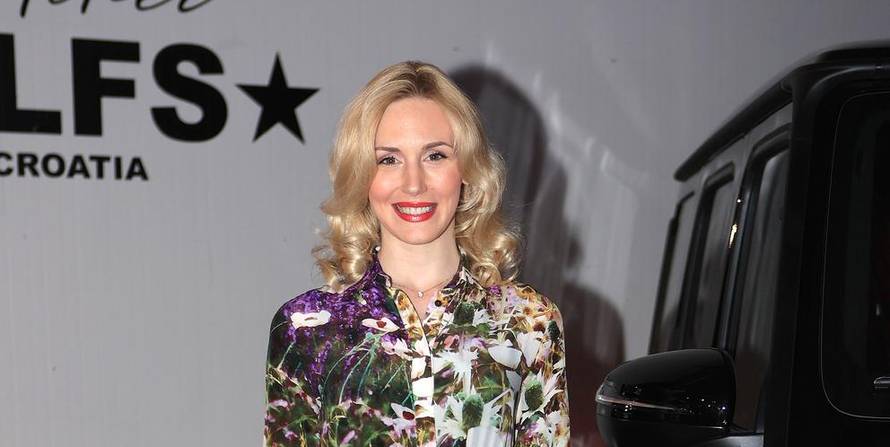 Zagreb: Poznati na reviji ELFS-a