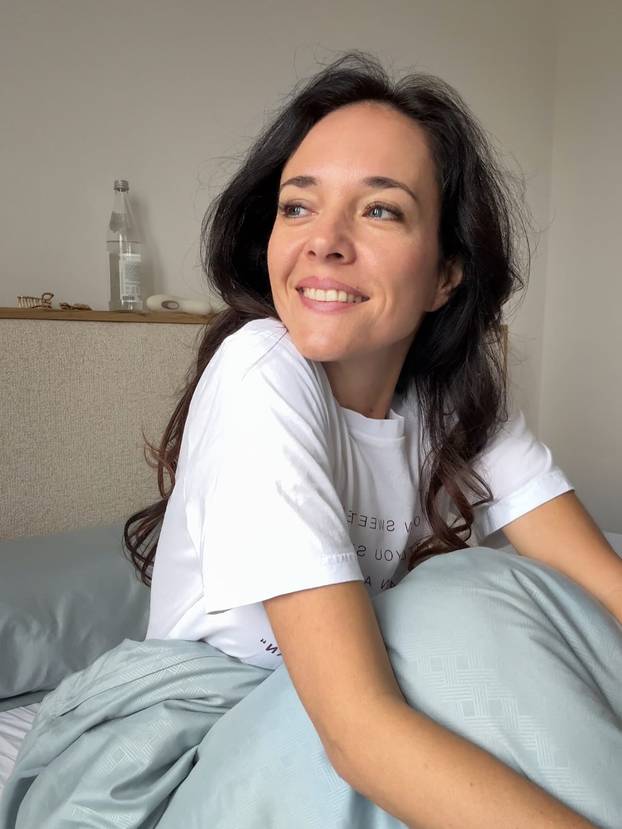 FOTO Svi se pitaju tko je ova njemačka ljepotica? Instagram gori, a ona je pravi misterij...