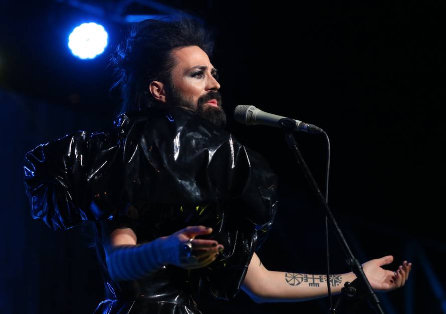 Božo Vrećo: Dečko me varao, a slomljeno srce mi je inspiracija