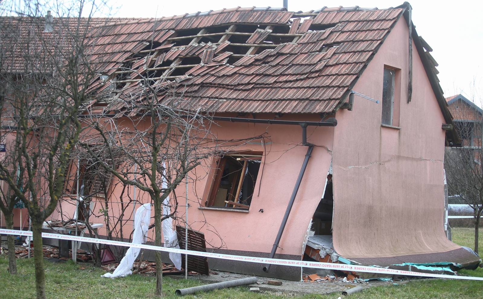 Zagreb: Jedna osoba ozlijeđena nakon ekplozije koja je potpuno uništila kuću