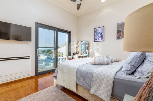 Vrijedi li pogled na Brijune iz svog bazena baš ovoliko? Evo što još nudi vila u Fažani...