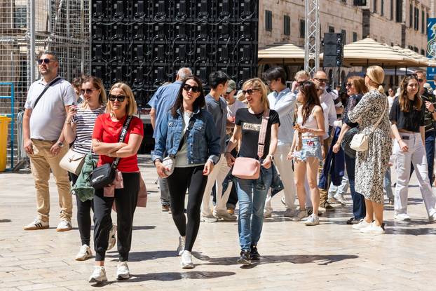 Sunčan i topao dan u Dubrovniku
