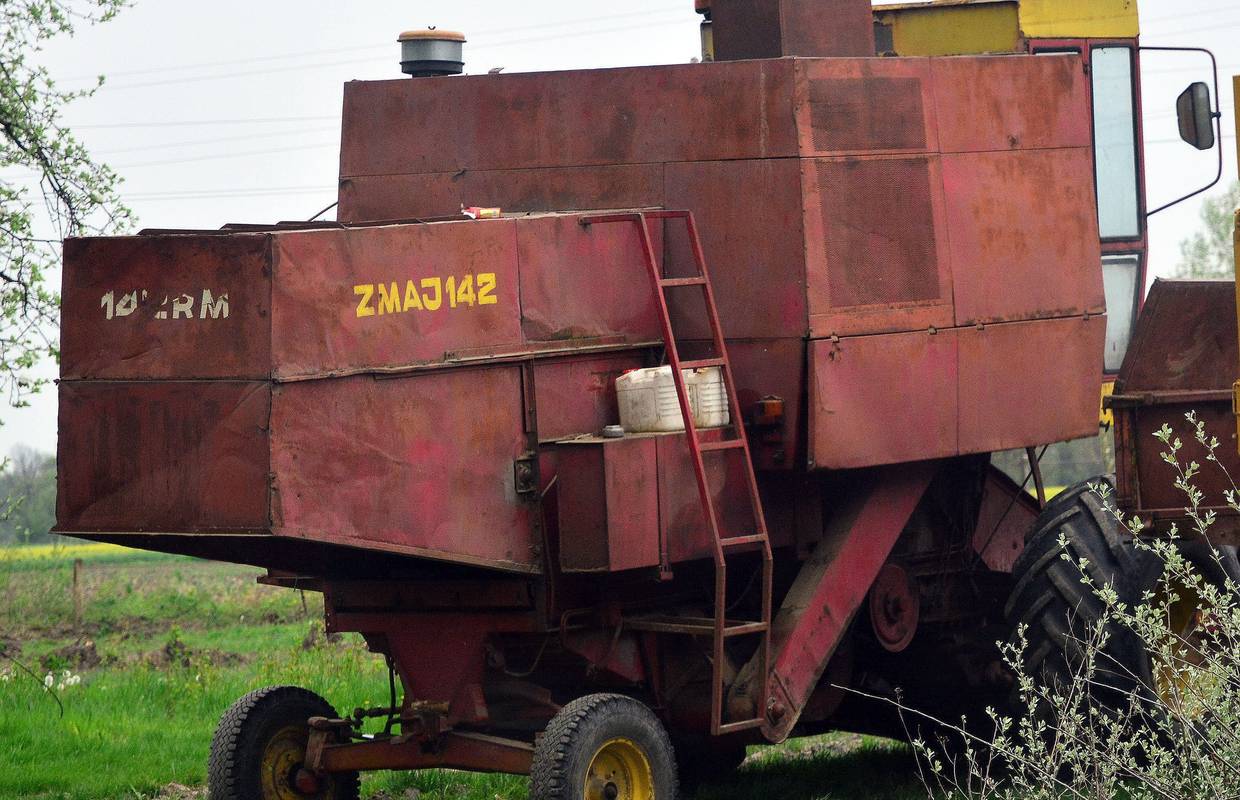 Drama u Perkovcima: Napio se i izgubio kombajn, a onda sebe