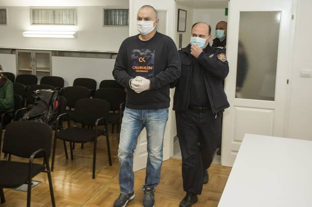 Osijek: Suđenje Draganu Bakoviću i ostalima za palež vikendice Radovana Ortynskog