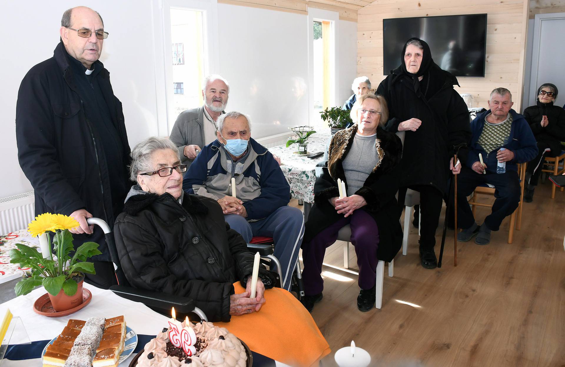 Pomozimo korisnicima doma za starije i nemoćne u Maloj Gorici da dobiju novi, topli dom