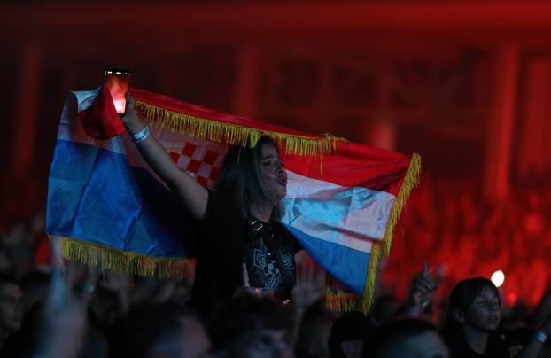 Dugopolje: Thompson održao koncert na prepunom stadionu Hrvatskih vitezova