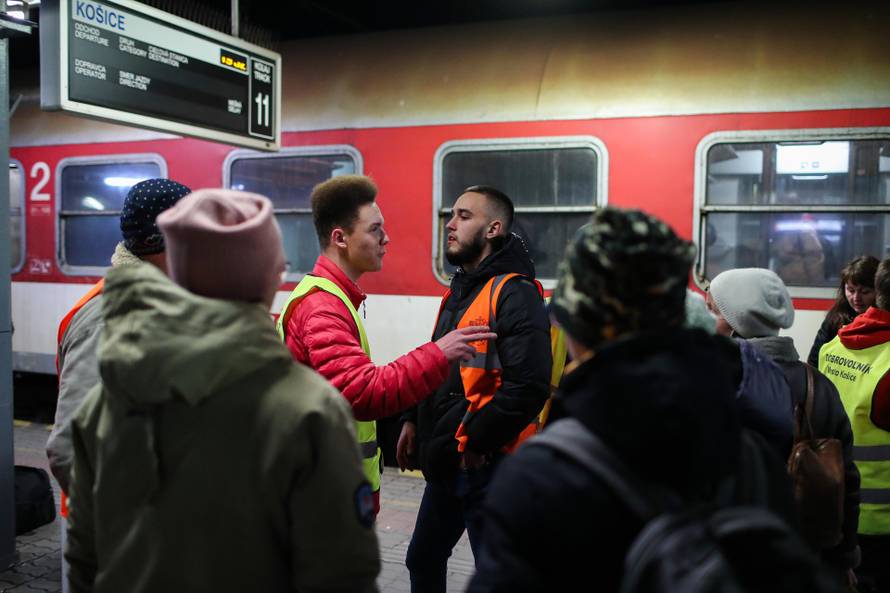 Peron zvan 'Sigurnost': Danima bježe, to je prvo mjesto gdje mogu vidjeti nebo bez granata