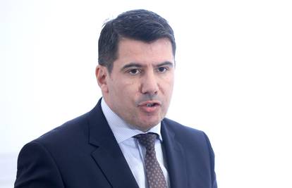 Grmoja:  'Jedino što Banožić kao ministar radi jest povećanje svog stambenog prostora'