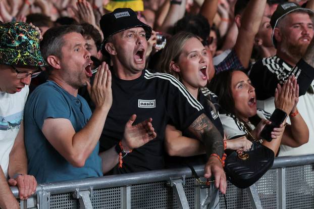 Oasis' first show in 15 years, at Cardiff Principality Stadium