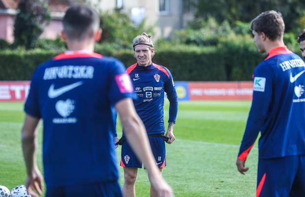 Zagreb: Hrvatska nogometna reprezentacija na treningu u Maksimiru
