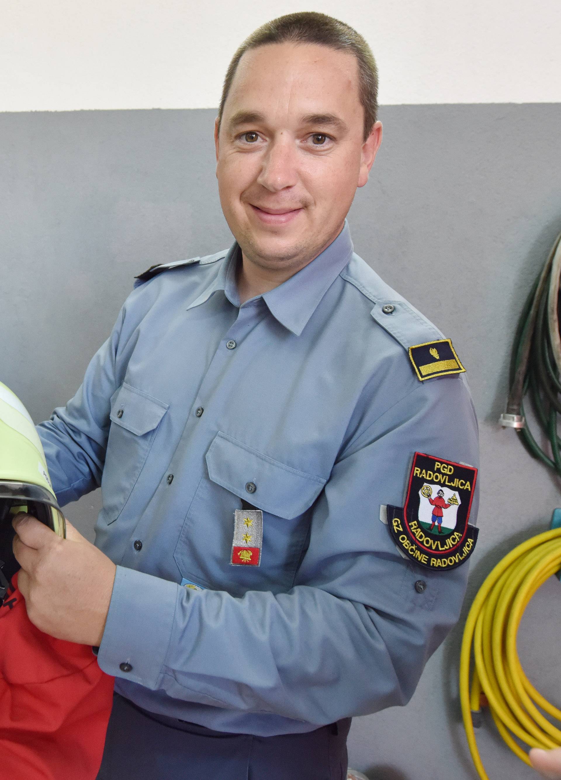Slovenski vatrogasci u Tisno poslali dvije tone opreme