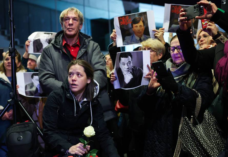 Suze i pjesma u Sarajevu u čast Halidu Bešliću