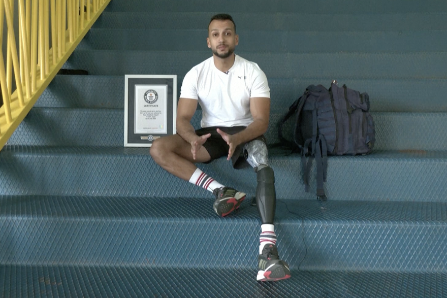 Omar je zbog morskog psa ostao bez noge, a sada ruši Guinnessove rekorde