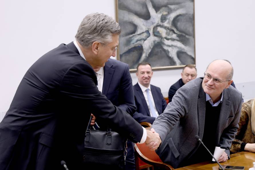 Zagreb: Plenkovic odborima predstavio Alena Ružića, kandidata za novog ministra rada, mirovinskog sustava, obitelji i socijalne politike