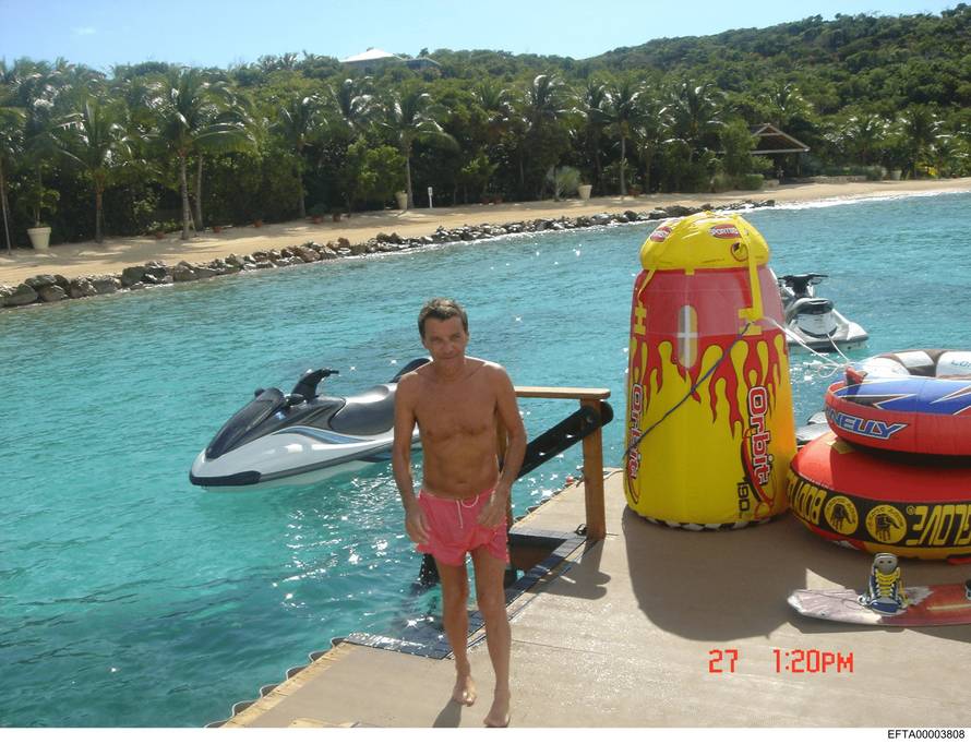 Ruskinje, privatni letovi, party na otoku: Ovako je Epstein gradio svoju mrežu sa slavnima