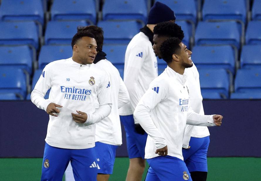 UEFA Champions League - Real Madrid training