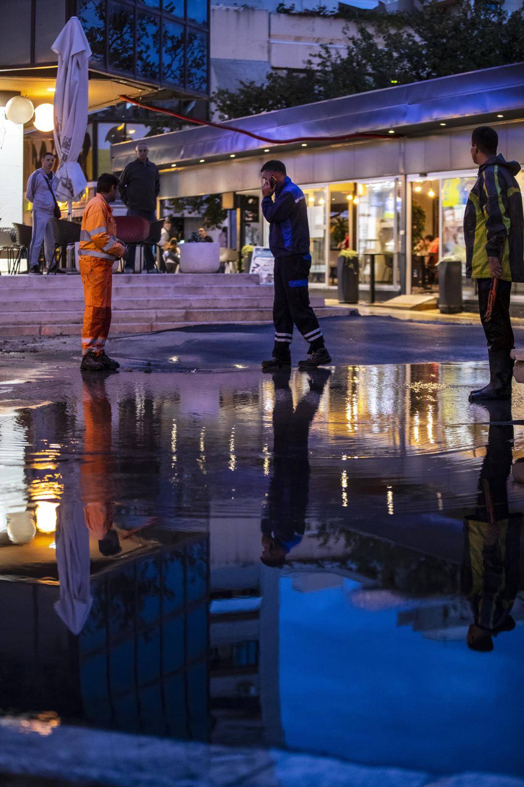 Split: Došlo do puknuća vodovodne cijevi u Ulici Ruđera Boškovića