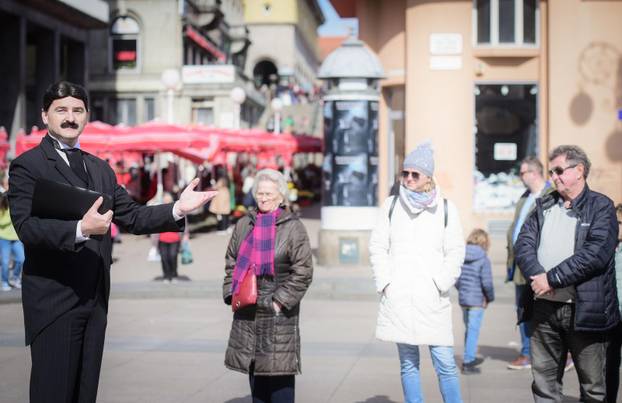Zagreb: Građani u društvu Nikole Tesle obišli gradske znamenitosti