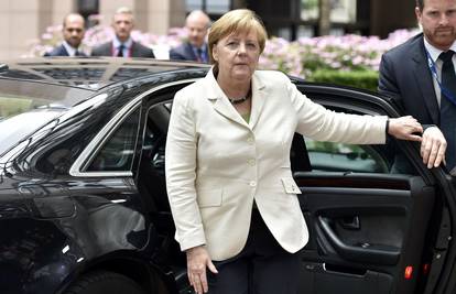 Merkel: Ne vidim načina da se odluka V. Britanije preokrene