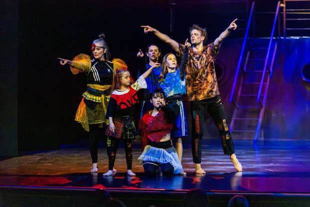 Pula: Predstavom Svjetlonoše u INK započeo 10. Kliker festival