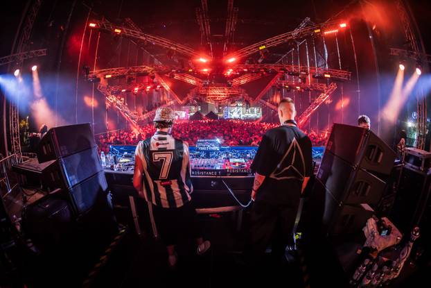 Split - Treca Vecer Ultra Festivala. DJ  Adam Beyer & Mau P