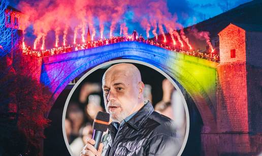 VIDEO Spektakularni do&ccaron;ek u Mostaru za Sergeja Barbareza!