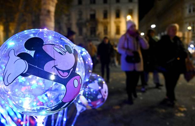 Zagreb: Advenstka ponuda na Zrinjevcu