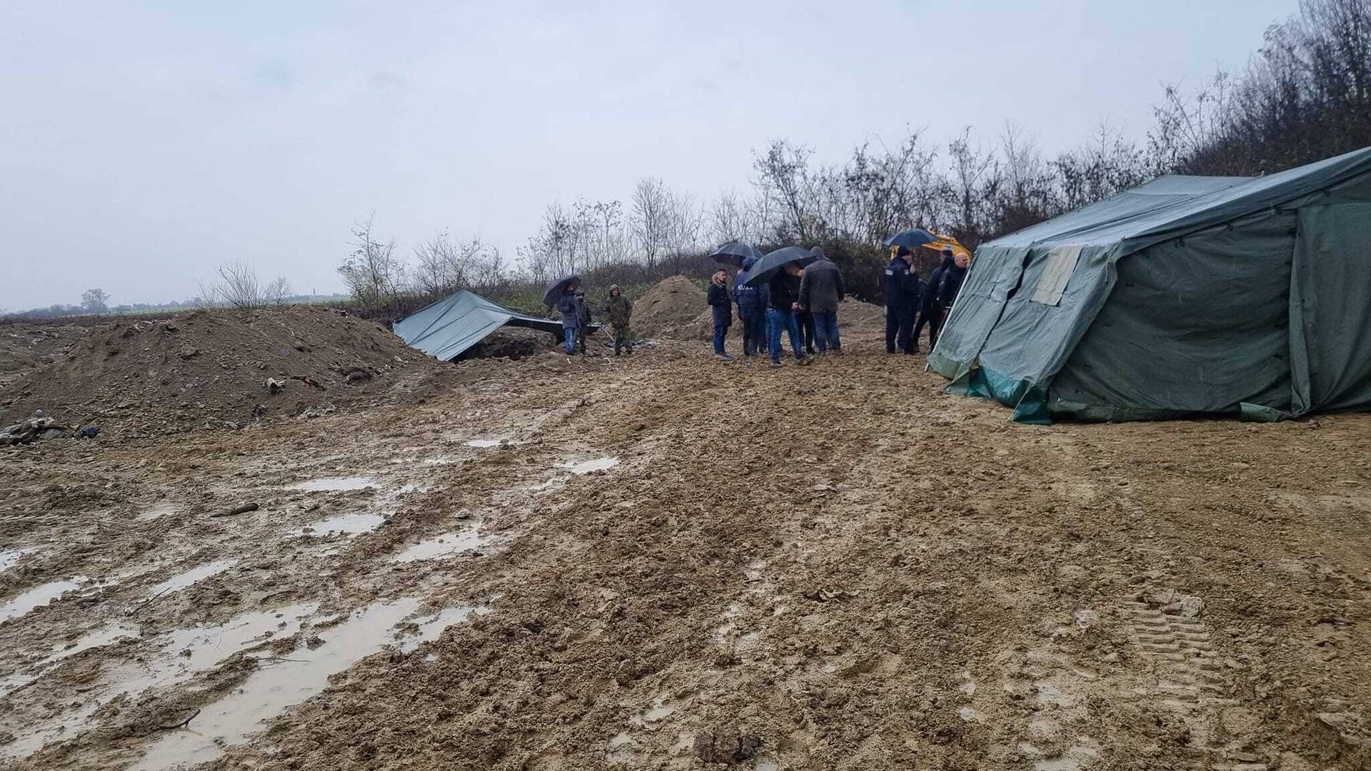 Otkrili masovnu grobnicu blizu Vukovara: 'Nadam se da ću ovaj put među ostacima naći sina'