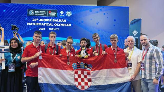 Naši osnovnoškolci u Turskoj su osvojili medalje iz matematike